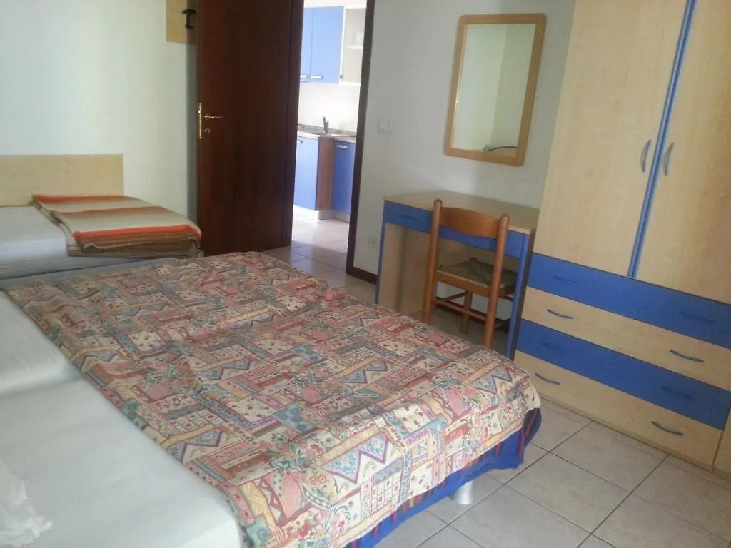 Apartment With Shared Pool For 5 Guests Bibione