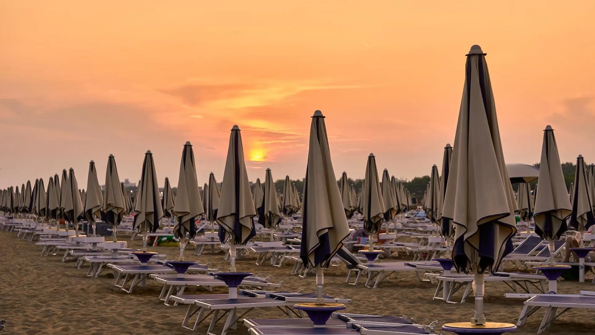 Apartment With Shared Pool For 5 Guests Bibione